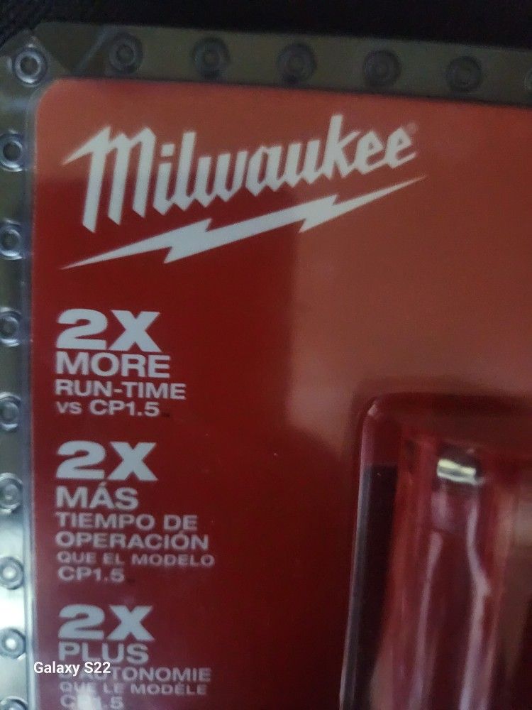 Milwaukee 2pack M12 Batteries