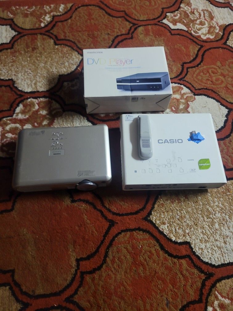 2 Projectors and 1 DVD player 