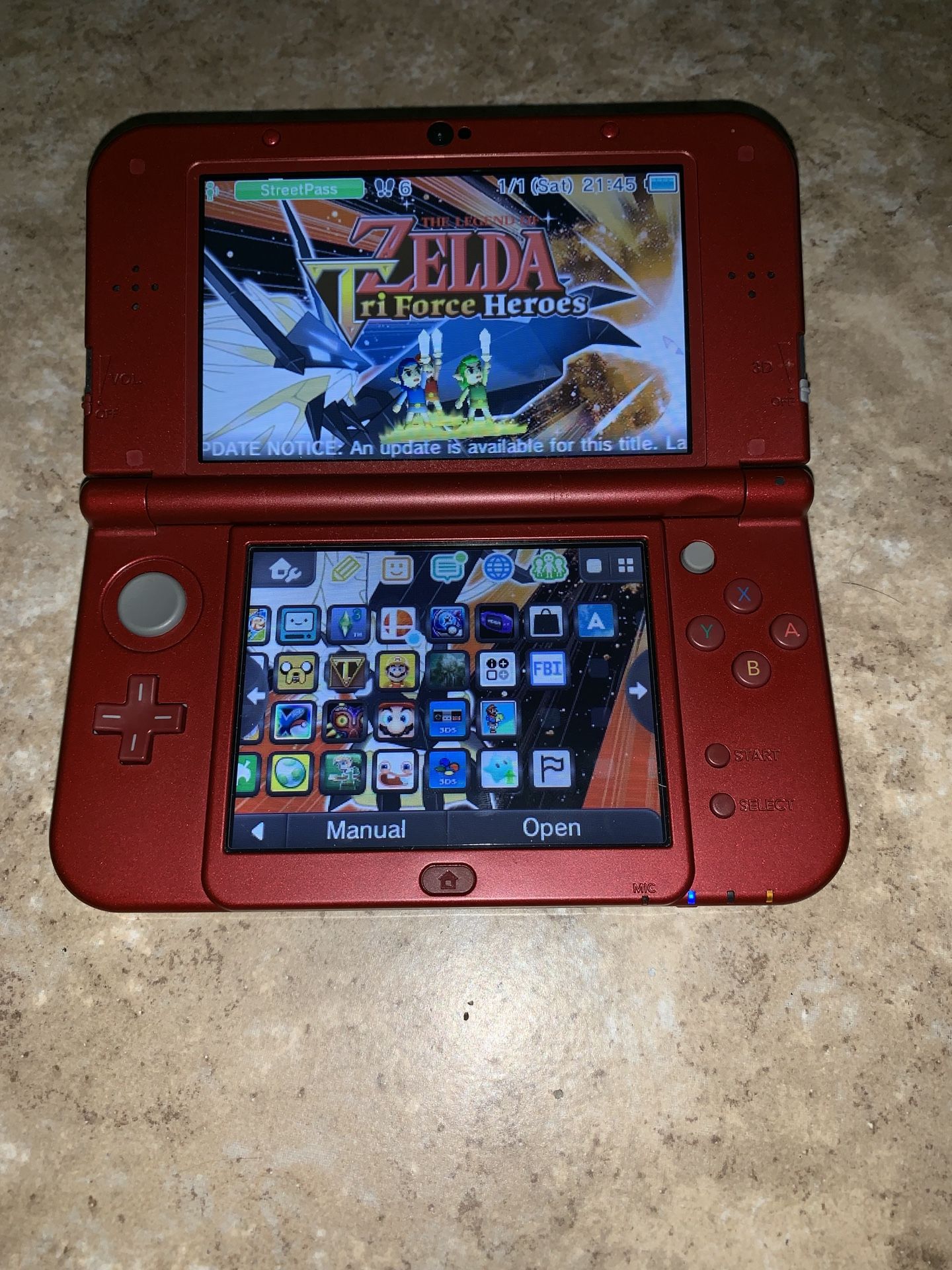 “New” Nintendo 3DS XL With Games and Charging Cable