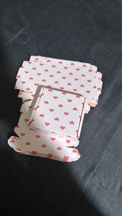 Mini hearts box