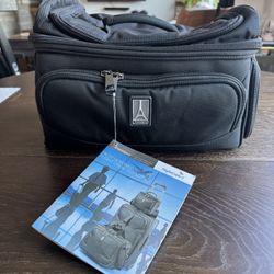 Travel pro Flight crew Large Cooler