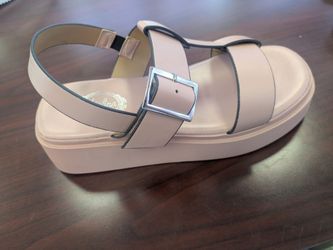 Beige/pink comfortable sandals