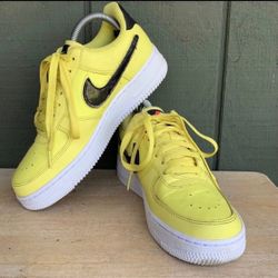 Mens Size 7 Womens Size 9 Nike Air Force 1 07 LV8 Low Yellow Pulse CI0064-700