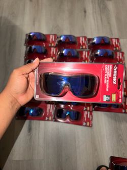 Gafas Husky $12