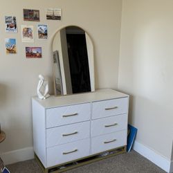 White & Gold Dresser, Mirror And Decor
