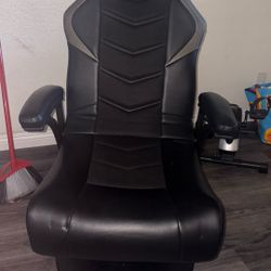 Gaming Chair With Speaker 