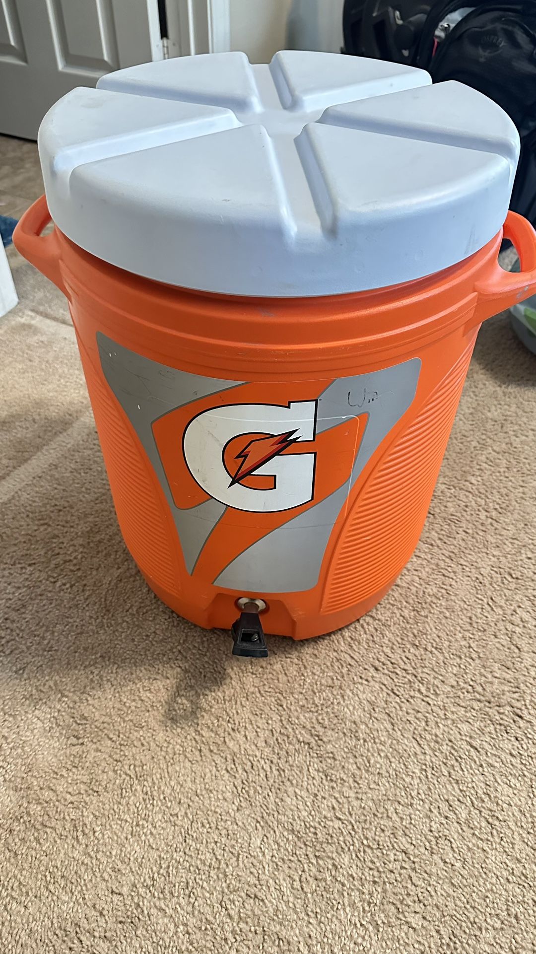 10 Gallon Gatorade Water Cooler