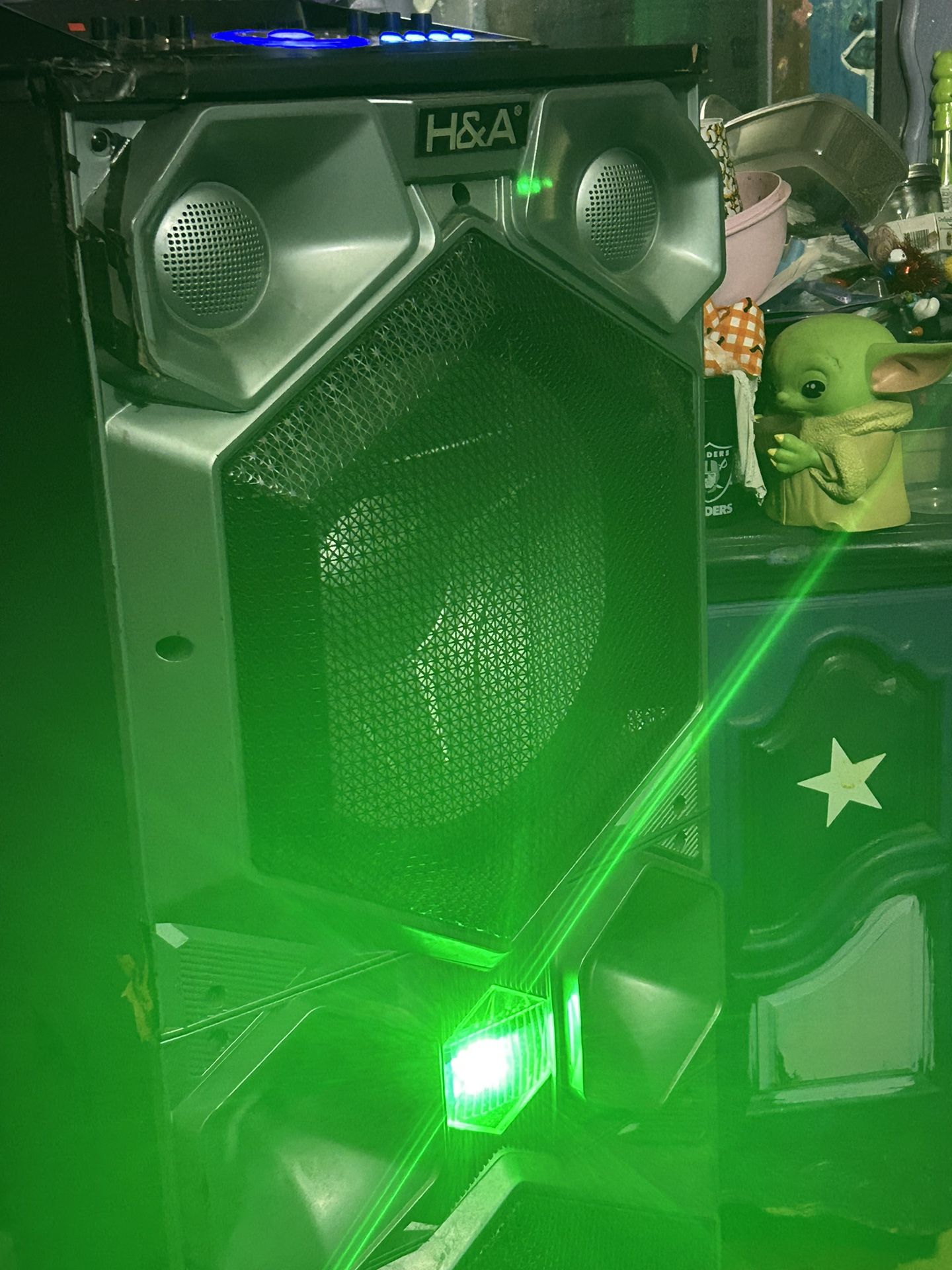 H&A Party Speaker Used