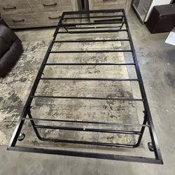 Stand Up Trundle Day Bed, Pop Up Trundle, Twin Trundle Bed Frame Only, Metal Slats Support with Lockable Casters, Black