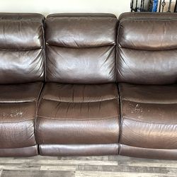 Reclainer Sofa - 3 Seater With USB