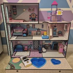 LOL Doll House