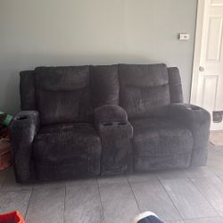4 Seater Electric Reclining Sofas