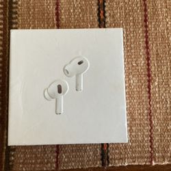 Apple AirPods 2nd Generation With MagSafe Charging Case