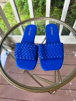 Braided flat sandals