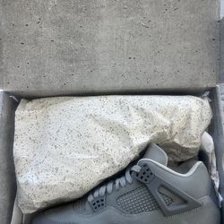 Jordan 4 wet cement **Read description**