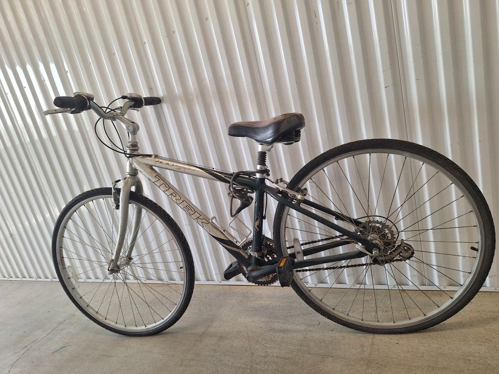 Trek 7100 Multitrack Bike