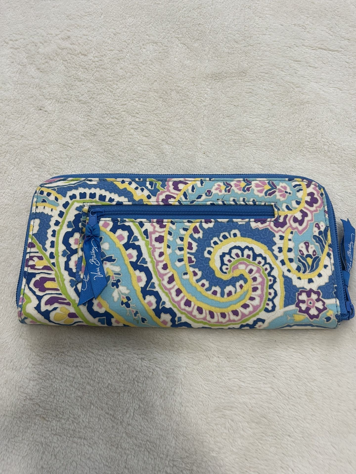 Vera Bradley Capri Blue Retired Travel Organizer Passport Wallet Case Zip Around