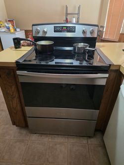 Amana stainless-steel electric range/stove