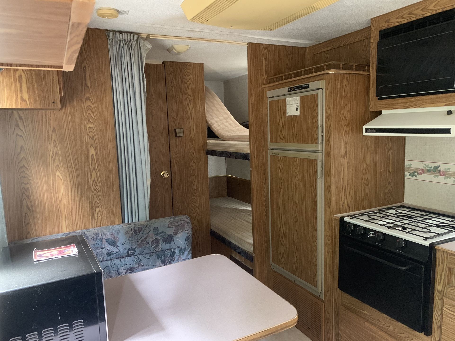 1995 Mallard camper for Sale in Tujunga, CA - OfferUp
