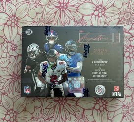 2025 Topps Signature Class Football - Hobby Box
