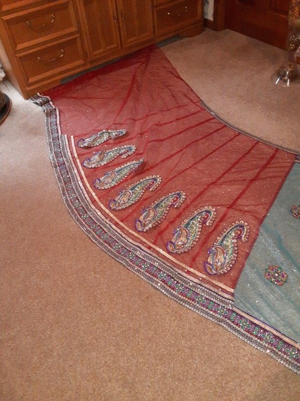 India Large Fabric Red And Turquoise 