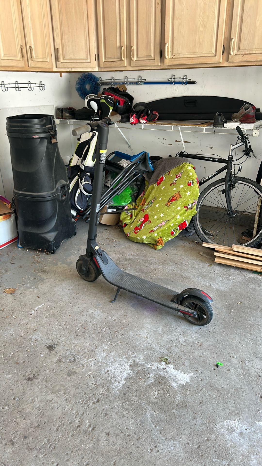 Ninebot Segway Scooter ES2