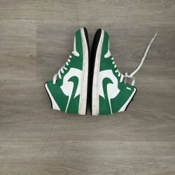 Jordan 1’s green color