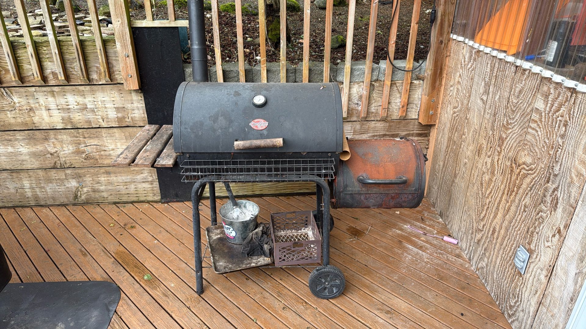 Smoker $20