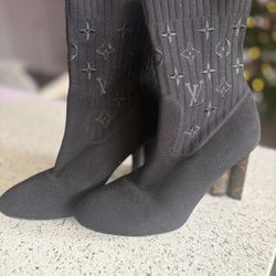 ✨ Authentic Louis Vuitton Silhouette Ankle Boots - Size 36.5 (US 6.5)