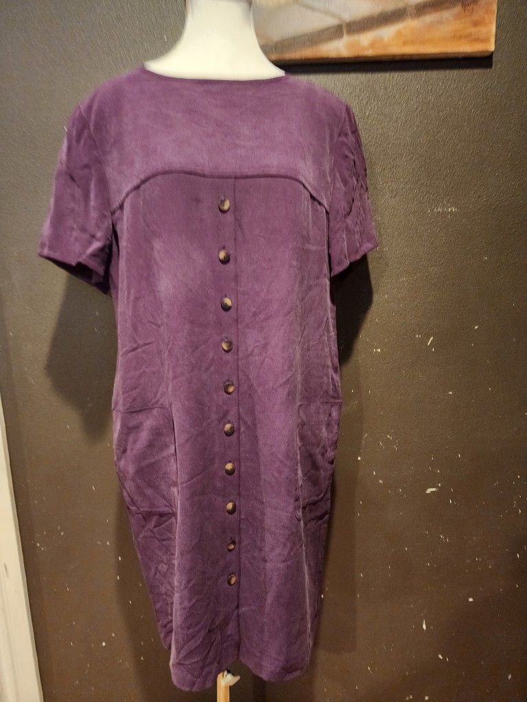Womens Dress Size 14