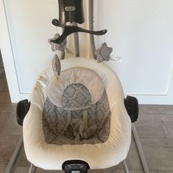 Graco Baby Swing