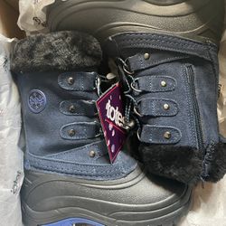 Snow Boots Kids Size 13M 