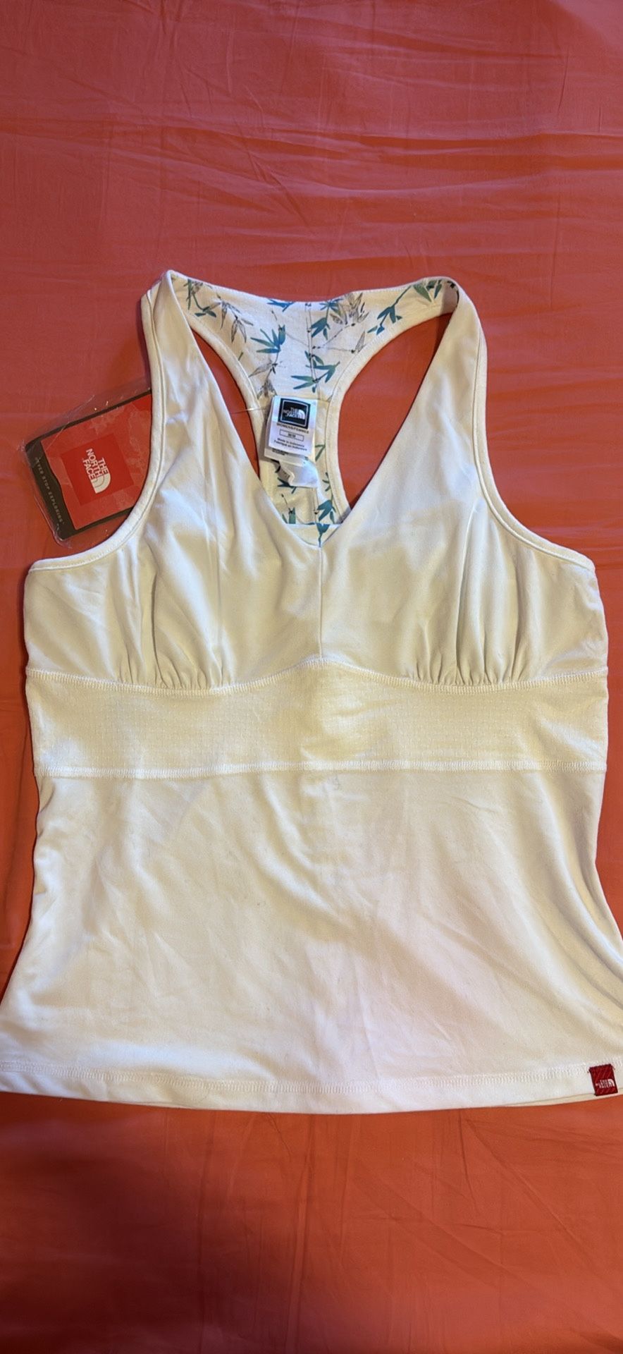 North face Workout Top (Medium, white)
