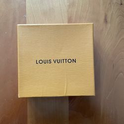 Black Checkered LV Belt