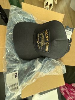 Salty Crew hat & boardshorts BRAND NEW (original tags)