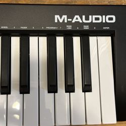 M Audio Key station 49 MIDI Keyboard Mk3 Like New 