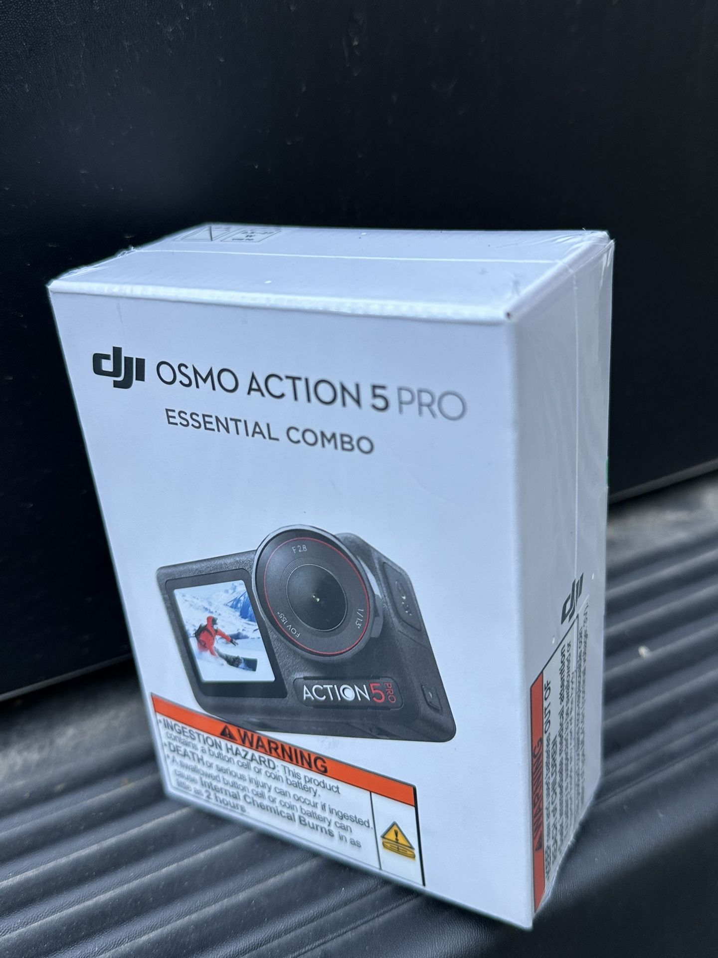 DJI OSMO ACTION 5 PRO (SEALED IN BOX) Essential Combo 