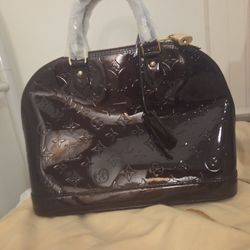 LV AUTHENTIC BAG NWT