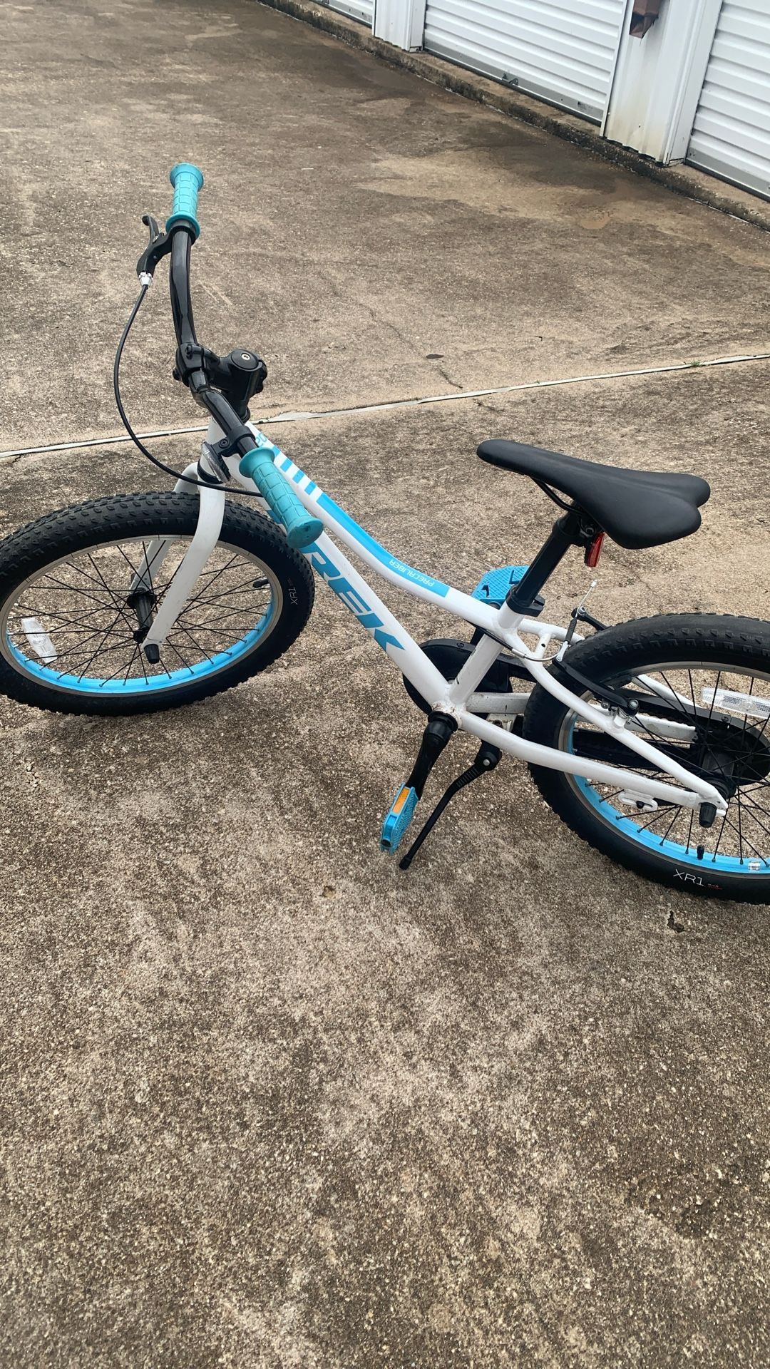 Kids Trek 20’s$125 Obo Sirious Buyers