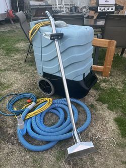 CARPET EXTRACTOR WITH HEATER 
