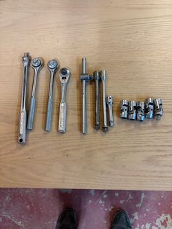 Craftsman 3/8 Ratchet and Socket Tool Set