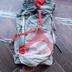 Osprey Exos 58 Medium Hiking Backpack 