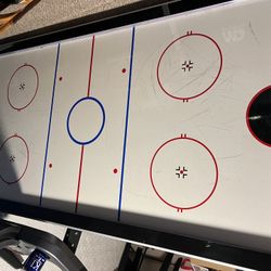 Air Hockey Table