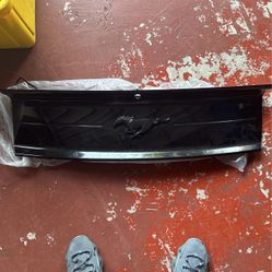 2020 Mustang Stock Rear Decklid
