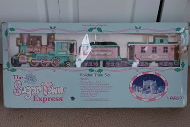 Vintage 1995 Precious Moments Sugar Town Express
