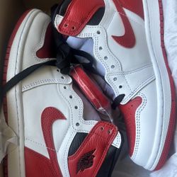 Jordan 1 Heritage Size 5.5 Men’s 7 Women’s $100