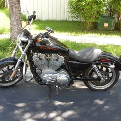 2011 Harley Davidson Sportster 883cc XL883L Superlow