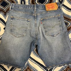 Levi’s shorts 
