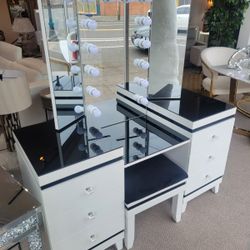 White Vanity, Mirror LED Light and Stool