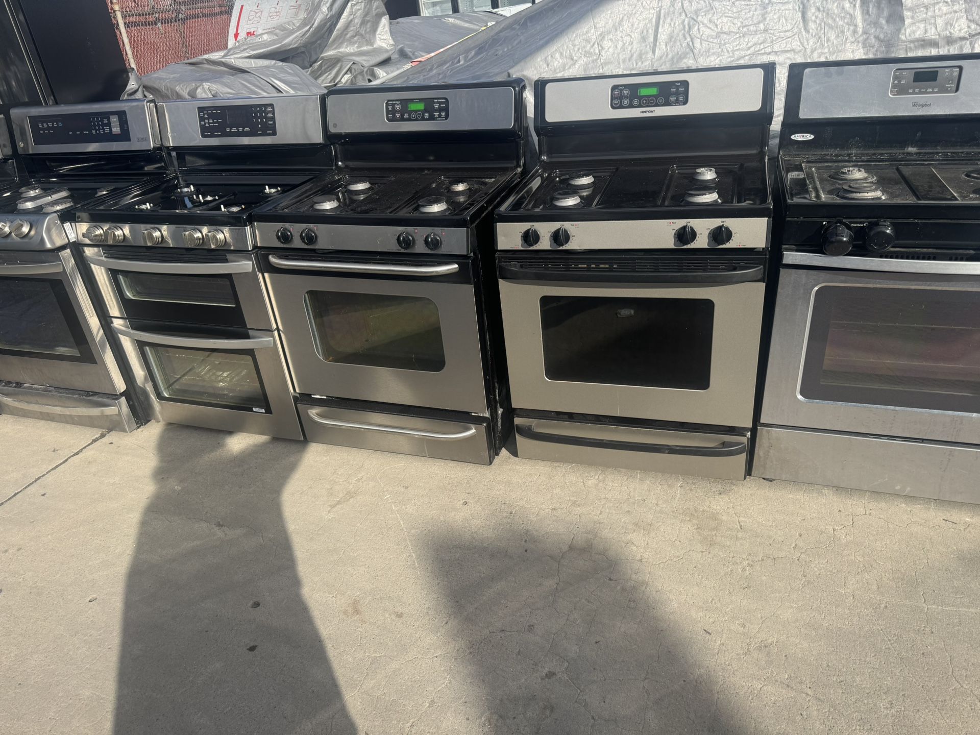 Gas Stove With 90 Day Warranty Only $299 Located At 3202 Warner Rd. In Stockton